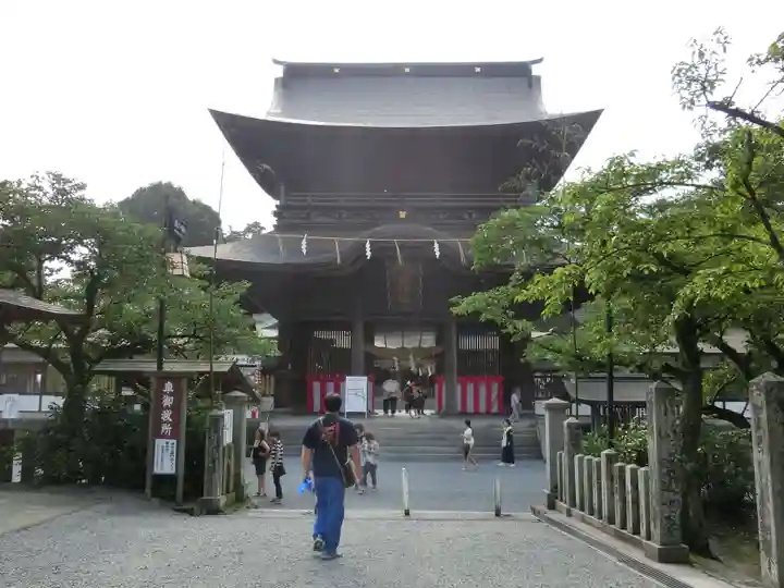 阿蘇神社の山門・神門