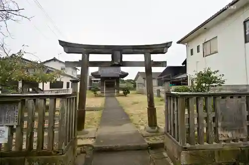 越峠荒神社の鳥居