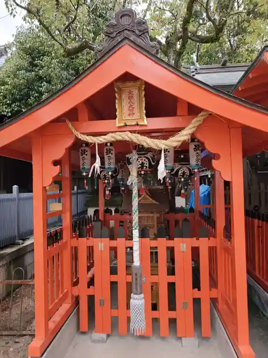 熊内八幡神社の末社・摂社