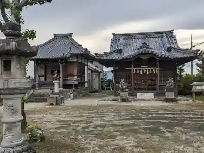 八幡社（西條八幡社）の{uncategorized: "未分類", other: "その他", undefined: "問題あり", building: "その他建物", grave: "お墓", sacred_gate: "鳥居", guardian: "狛犬", statue: "像", buddha: "仏像", history: "歴史", nature: "自然", garden: "庭園", animal: "動物", pagoda: "塔", temizu: "手水舎", mountain_gate: "山門・神門", sanctuary: "本殿・本堂", subordinate: "末社・摂社", art: "芸術", scenery: "景色", jizo: "地蔵", ema: "絵馬", goshuin: "御朱印", omikuji: "おみくじ", items: "授与品その他", amulet: "お守り", goshuincho: "御朱印帳", eats: "食事", festival: "お祭り", votive_dance: "神楽", shichigosan: "七五三参", wedding: "結婚式", experience: "体験その他", initially: "初詣", around: "周辺", anti_infection: "感染症対策"}