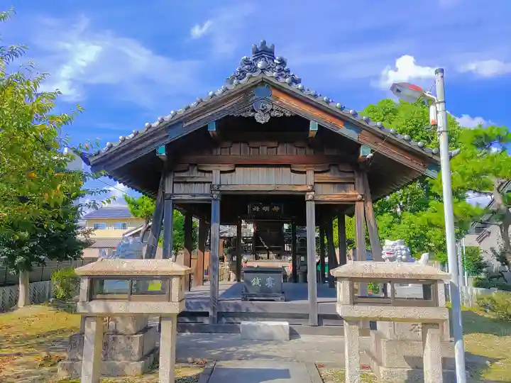 神明社の本殿・本堂