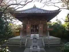 宝戒寺の建物その他