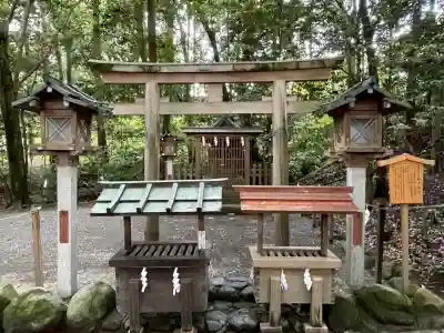 大神神社の{uncategorized: "未分類", other: "その他", undefined: "問題あり", building: "その他建物", grave: "お墓", sacred_gate: "鳥居", guardian: "狛犬", statue: "像", buddha: "仏像", history: "歴史", nature: "自然", garden: "庭園", animal: "動物", pagoda: "塔", temizu: "手水舎", mountain_gate: "山門・神門", sanctuary: "本殿・本堂", subordinate: "末社・摂社", art: "芸術", scenery: "景色", jizo: "地蔵", ema: "絵馬", goshuin: "御朱印", omikuji: "おみくじ", items: "授与品その他", amulet: "お守り", goshuincho: "御朱印帳", eats: "食事", festival: "お祭り", votive_dance: "神楽", shichigosan: "七五三参", wedding: "結婚式", experience: "体験その他", initially: "初詣", around: "周辺", anti_infection: "感染症対策"}