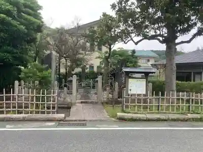 日蓮上人辻説法跡(神奈川県)