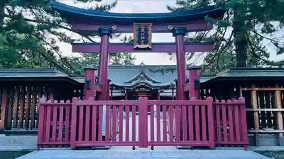 氣比神宮の鳥居