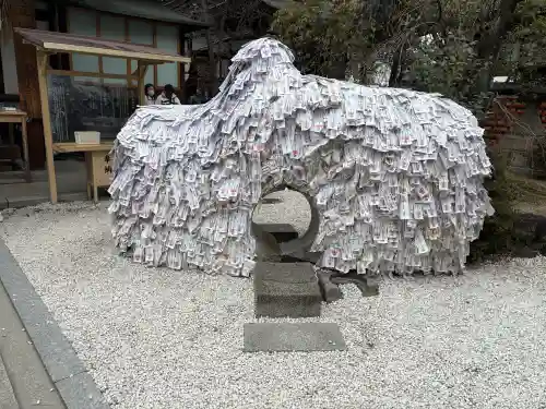 安井金比羅宮の{uncategorized: "未分類", other: "その他", undefined: "問題あり", building: "その他建物", grave: "お墓", sacred_gate: "鳥居", guardian: "狛犬", statue: "像", buddha: "仏像", history: "歴史", nature: "自然", garden: "庭園", animal: "動物", pagoda: "塔", temizu: "手水舎", mountain_gate: "山門・神門", sanctuary: "本殿・本堂", subordinate: "末社・摂社", art: "芸術", scenery: "景色", jizo: "地蔵", ema: "絵馬", goshuin: "御朱印", omikuji: "おみくじ", items: "授与品その他", amulet: "お守り", goshuincho: "御朱印帳", eats: "食事", festival: "お祭り", votive_dance: "神楽", shichigosan: "七五三参", wedding: "結婚式", experience: "体験その他", initially: "初詣", around: "周辺", anti_infection: "感染症対策"}