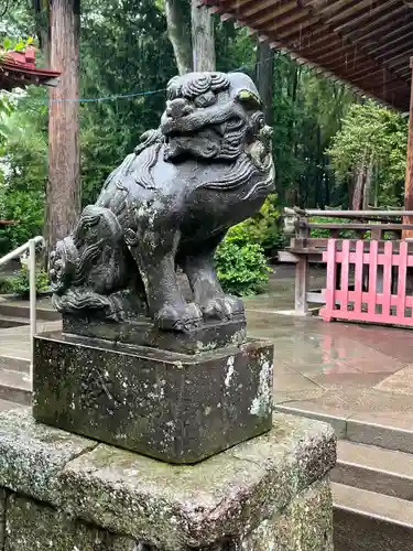 平出雷電神社の狛犬