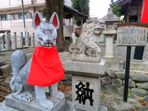 稲荷社（大生稲荷神社）の狛犬