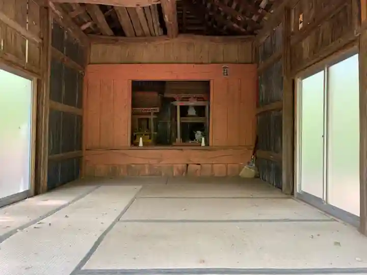 八幡神社の本殿・本堂