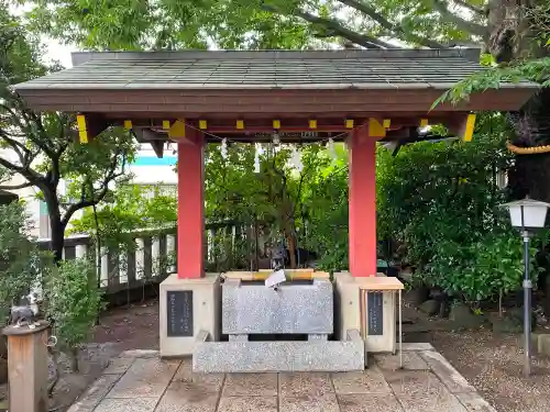 前川神社の手水舎