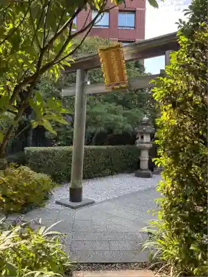 恵比寿神社（恵比寿ガーデンプレイス）の鳥居