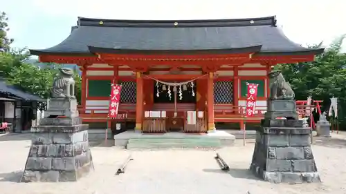 石和八幡宮(官知物部神社)の本殿・本堂