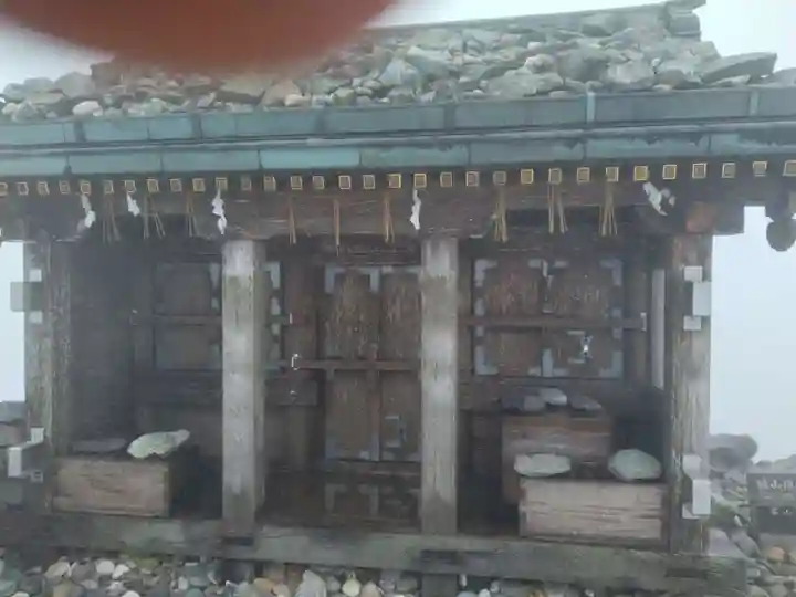 雄山神社峰本社の本殿・本堂