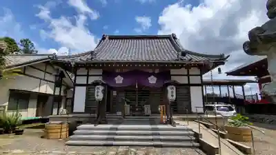 観音寺の本殿・本堂