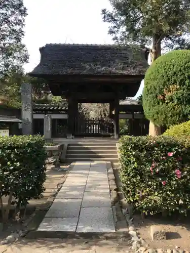 極楽寺（霊鷲山感應院極楽律寺）の山門・神門