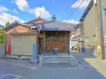 薬師堂の本殿・本堂