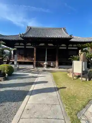 長遠寺の本殿・本堂