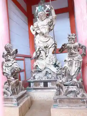 仁和寺の像