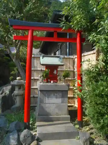 玉泉寺の末社・摂社