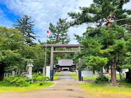 青森縣護國神社の鳥居