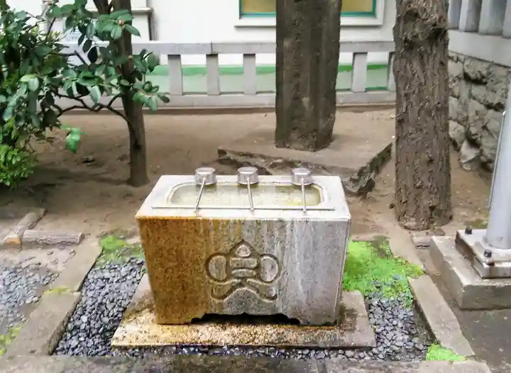 兜神社の手水舎