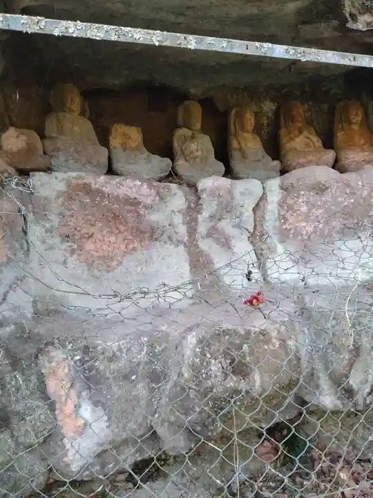 富沢磨崖仏郡(宮城県)