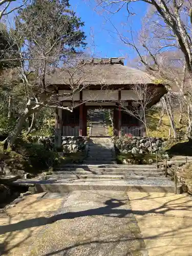 常寂光寺の山門