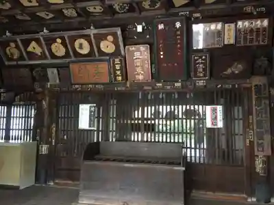 海雲寺の本殿・本堂