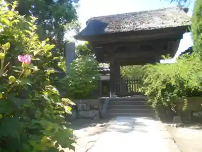 極楽寺（霊鷲山感應院極楽律寺）の山門・神門