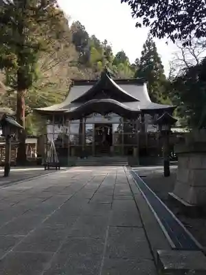 金剱宮の本殿・本堂