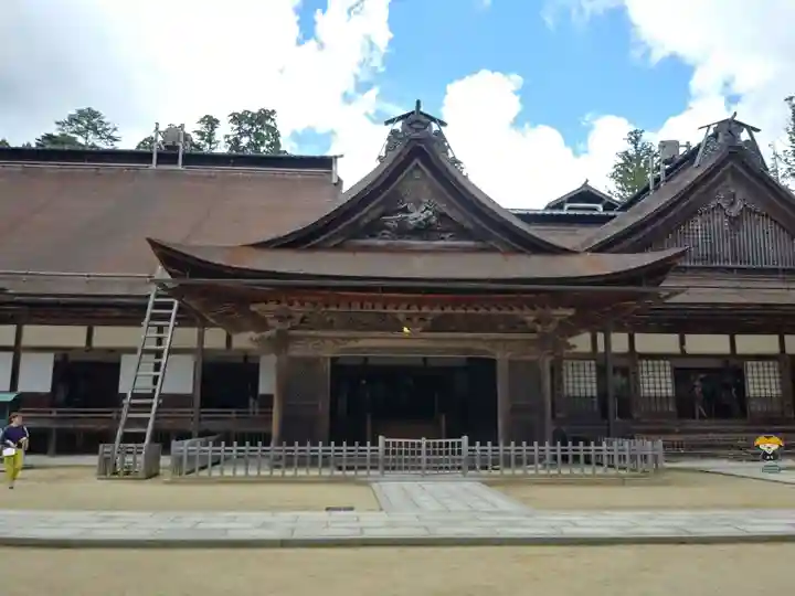 高野山金剛峯寺の本殿・本堂