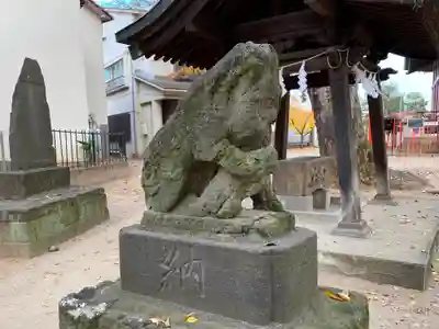 青渭神社の狛犬