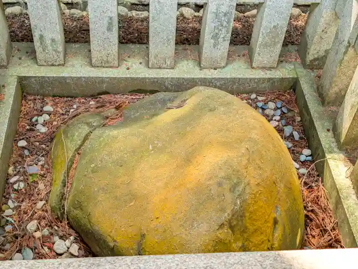 伊和神社の{uncategorized: "未分類", other: "その他", undefined: "問題あり", building: "その他建物", grave: "お墓", sacred_gate: "鳥居", guardian: "狛犬", statue: "像", buddha: "仏像", history: "歴史", nature: "自然", garden: "庭園", animal: "動物", pagoda: "塔", temizu: "手水舎", mountain_gate: "山門・神門", sanctuary: "本殿・本堂", subordinate: "末社・摂社", art: "芸術", scenery: "景色", jizo: "地蔵", ema: "絵馬", goshuin: "御朱印", omikuji: "おみくじ", items: "授与品その他", amulet: "お守り", goshuincho: "御朱印帳", eats: "食事", festival: "お祭り", votive_dance: "神楽", shichigosan: "七五三参", wedding: "結婚式", experience: "体験その他", initially: "初詣", around: "周辺", anti_infection: "感染症対策"}