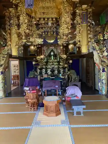 鳳巣院の本殿・本堂