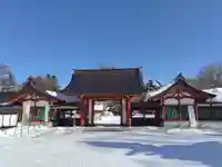 北海道護國神社の山門・神門