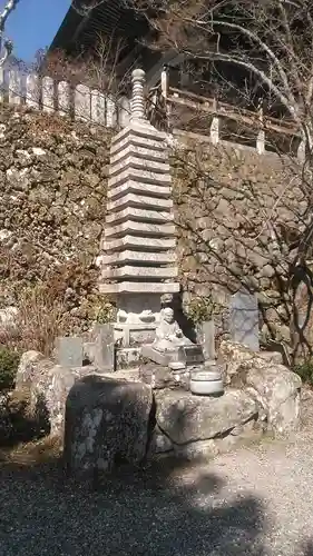 両子寺の塔