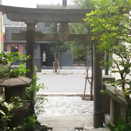 家内喜稲荷神社の鳥居