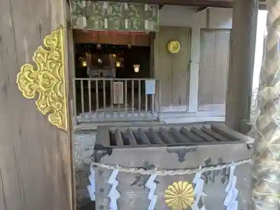 玉鉾神社の{uncategorized: "未分類", other: "その他", undefined: "問題あり", building: "その他建物", grave: "お墓", sacred_gate: "鳥居", guardian: "狛犬", statue: "像", buddha: "仏像", history: "歴史", nature: "自然", garden: "庭園", animal: "動物", pagoda: "塔", temizu: "手水舎", mountain_gate: "山門・神門", sanctuary: "本殿・本堂", subordinate: "末社・摂社", art: "芸術", scenery: "景色", jizo: "地蔵", ema: "絵馬", goshuin: "御朱印", omikuji: "おみくじ", items: "授与品その他", amulet: "お守り", goshuincho: "御朱印帳", eats: "食事", festival: "お祭り", votive_dance: "神楽", shichigosan: "七五三参", wedding: "結婚式", experience: "体験その他", initially: "初詣", around: "周辺", anti_infection: "感染症対策"}