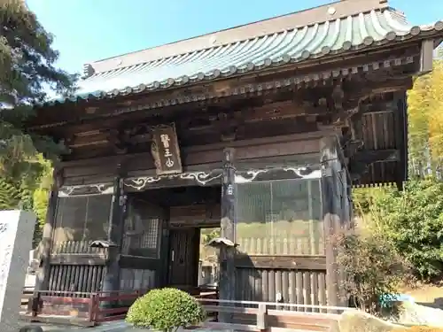 不動尊院(願満不動尊)の山門