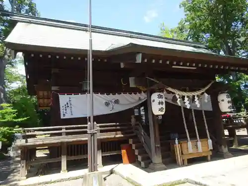 日吉神社の本殿・本堂