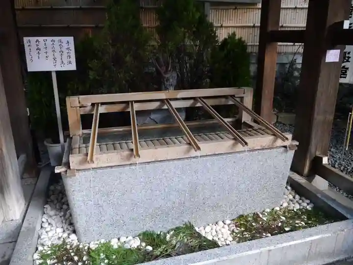 東京大神宮の手水舎