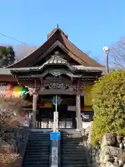 埼玉厄除け開運大師・龍泉寺（切り絵御朱印発祥の寺）の本殿