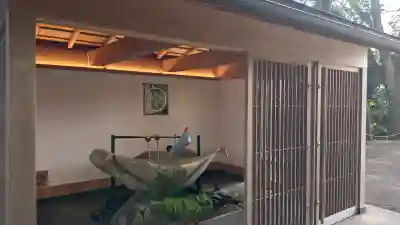 星川杉山神社の{uncategorized: "未分類", other: "その他", undefined: "問題あり", building: "その他建物", grave: "お墓", sacred_gate: "鳥居", guardian: "狛犬", statue: "像", buddha: "仏像", history: "歴史", nature: "自然", garden: "庭園", animal: "動物", pagoda: "塔", temizu: "手水舎", mountain_gate: "山門・神門", sanctuary: "本殿・本堂", subordinate: "末社・摂社", art: "芸術", scenery: "景色", jizo: "地蔵", ema: "絵馬", goshuin: "御朱印", omikuji: "おみくじ", items: "授与品その他", amulet: "お守り", goshuincho: "御朱印帳", eats: "食事", festival: "お祭り", votive_dance: "神楽", shichigosan: "七五三参", wedding: "結婚式", experience: "体験その他", initially: "初詣", around: "周辺", anti_infection: "感染症対策"}