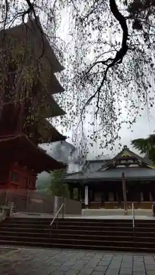 久遠寺の本殿・本堂