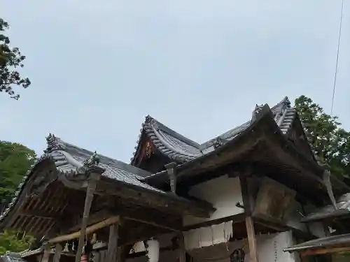 皷神社の本殿