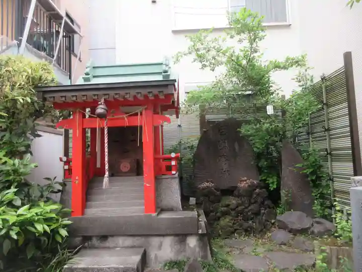 芭蕉稲荷神社の本殿・本堂