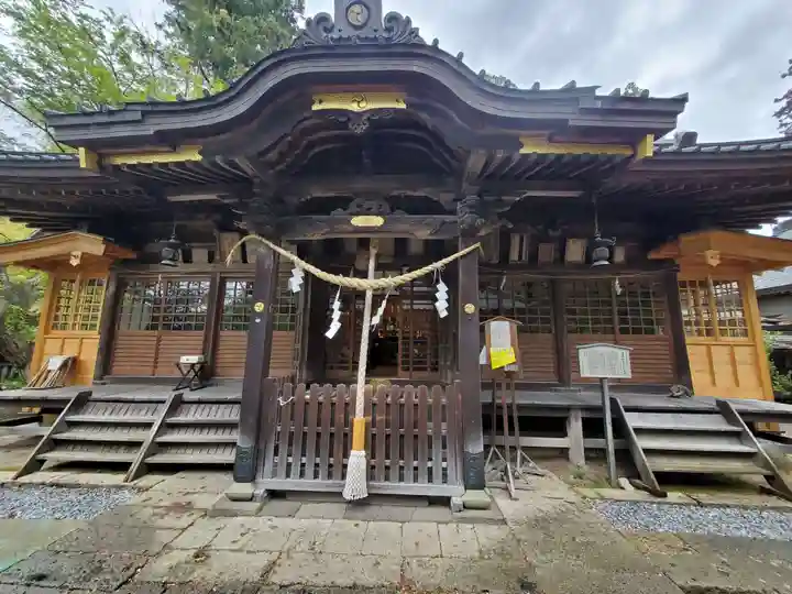 雄琴神社の本殿・本堂