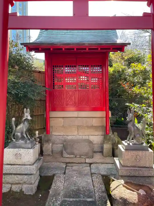 室泉寺の{uncategorized: "未分類", other: "その他", undefined: "問題あり", building: "その他建物", grave: "お墓", sacred_gate: "鳥居", guardian: "狛犬", statue: "像", buddha: "仏像", history: "歴史", nature: "自然", garden: "庭園", animal: "動物", pagoda: "塔", temizu: "手水舎", mountain_gate: "山門・神門", sanctuary: "本殿・本堂", subordinate: "末社・摂社", art: "芸術", scenery: "景色", jizo: "地蔵", ema: "絵馬", goshuin: "御朱印", omikuji: "おみくじ", items: "授与品その他", amulet: "お守り", goshuincho: "御朱印帳", eats: "食事", festival: "お祭り", votive_dance: "神楽", shichigosan: "七五三参", wedding: "結婚式", experience: "体験その他", initially: "初詣", around: "周辺", anti_infection: "感染症対策"}