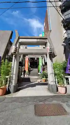 烏森神社の鳥居