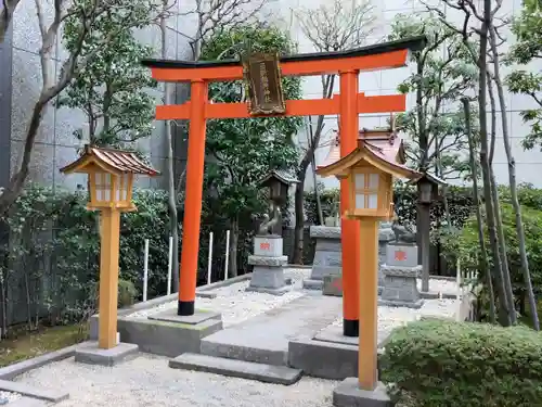 日新稲荷神社(東京都)